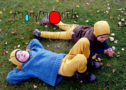 ManyMonths Wool Collection boys on lawn 2008/2009
